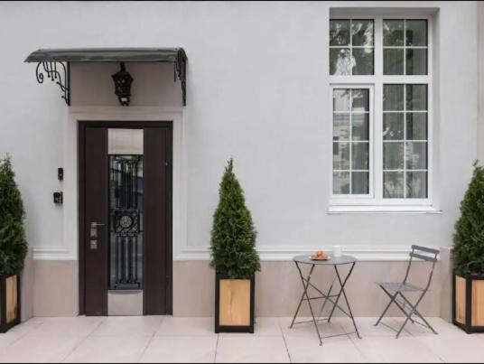 Ferienwohnung Hidden Gem With Its Own Private Entry At Lypky Kiew Exterior foto